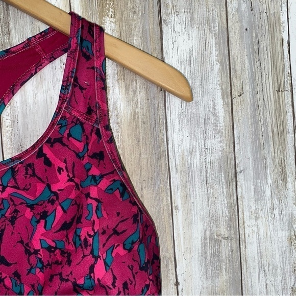 Nike Women's Pink Sports Bra - Picture 5 of 7